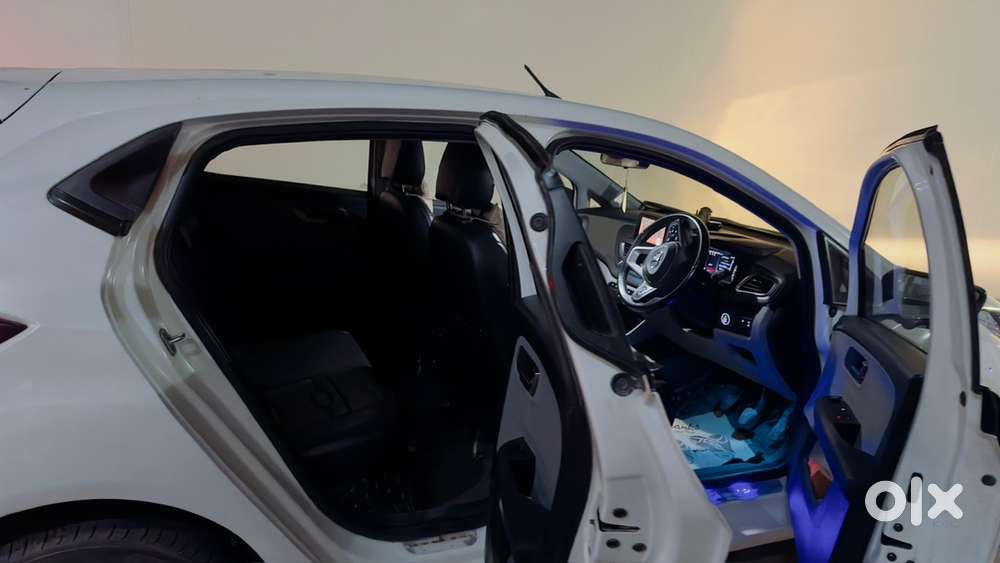 Tata Altroz 2020 Petrol Well Maintained