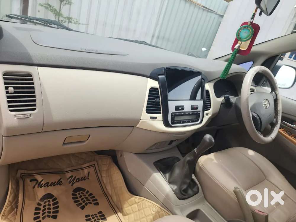 Toyota Innova 2011 Diesel Well Maintained