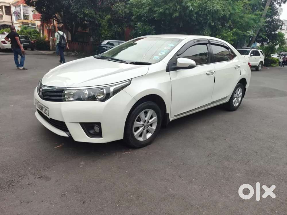 Toyota Corolla Altis 1.8 G Cvt, 2016, Petrol