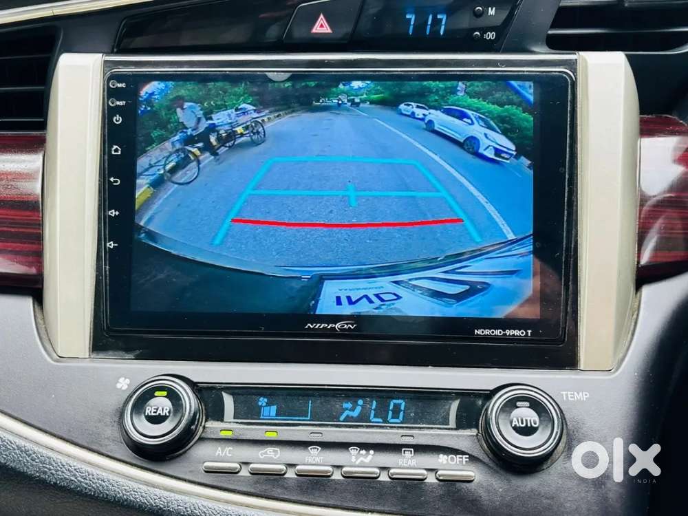 Toyota Innova Crysta 2.4 V 7 Str, 2017, Diesel