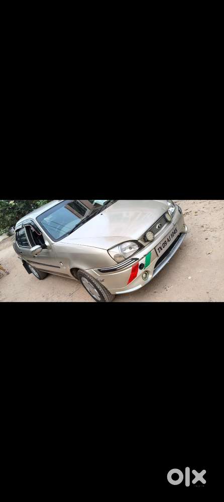 Ford Ikon, 2004, Petrol
