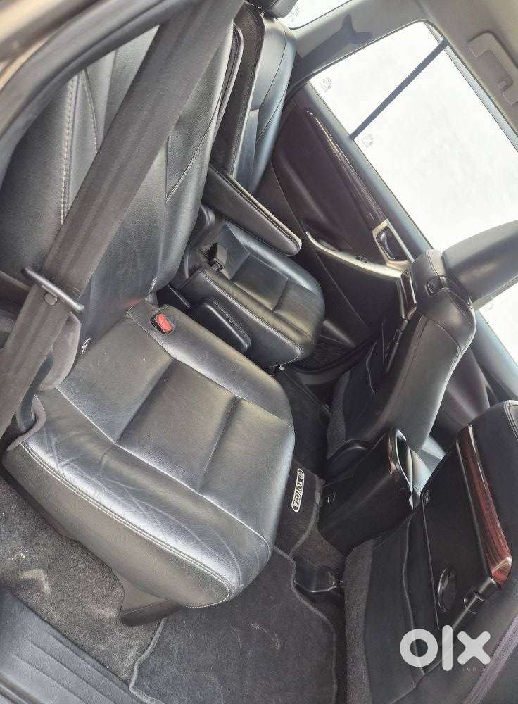 Toyota Innova Crysta 2.4 Z 7 Str, 2017, Diesel