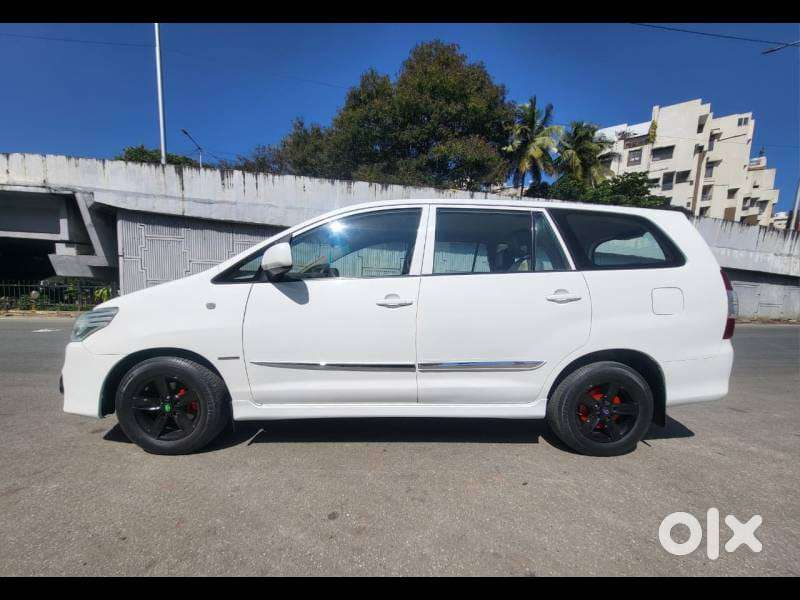 Toyota Innova 2.5 G (diesel) 7 Seater, 2012, Diesel