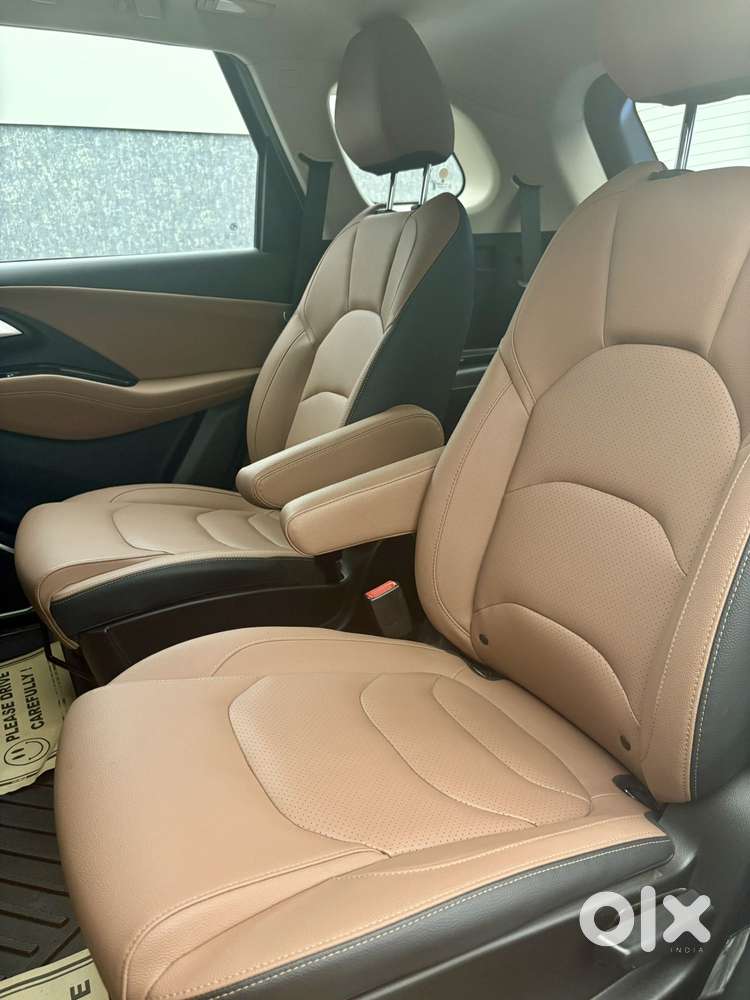 Mg Hector Plus Sharp Pro 1.5 Turbo Petrol Cvt 6 Str, 2023, Petrol