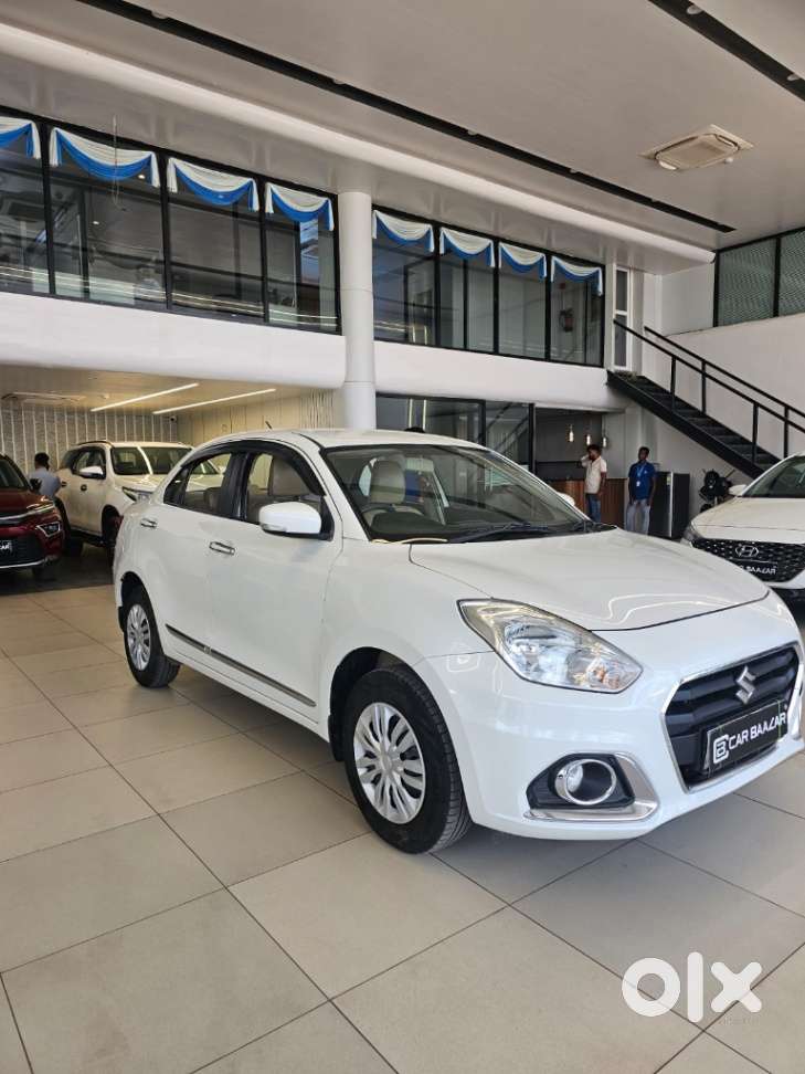Maruti Suzuki Dzire 1.2 Vxi, 2023, Petrol