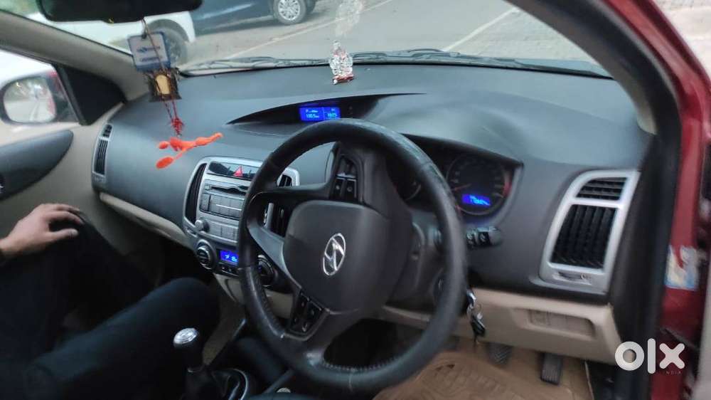 Hyundai I20 Sportz Petrol  2013  Excellent Condition
