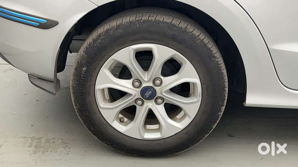 Ford Figo Aspire Titanium, 2016, Petrol