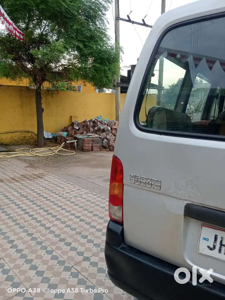 Maruti Suzuki Eeco 2013 A/c
