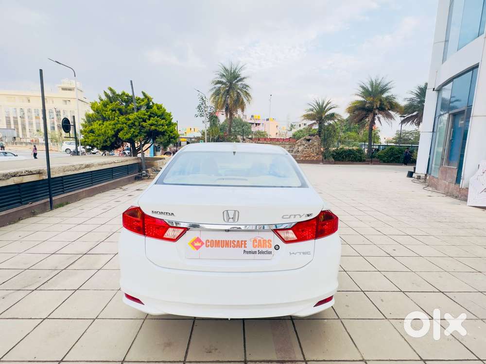 Honda City V Mt, 2015, Petrol