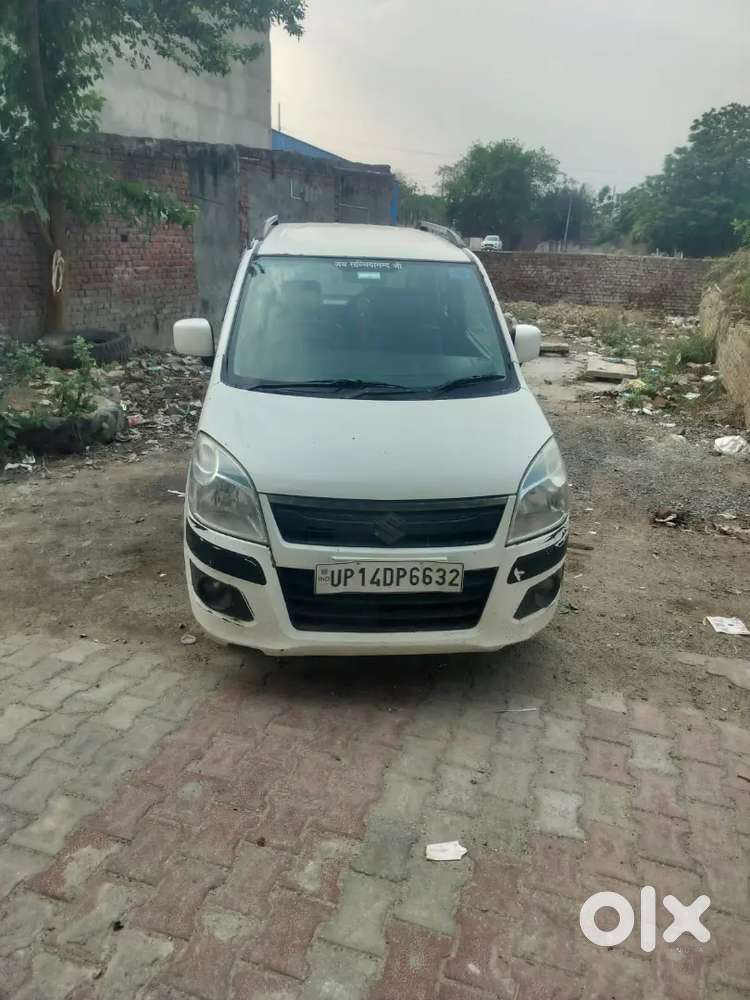 Bilkul Ok Car H Ek Hath Ki Chali Hui Hai