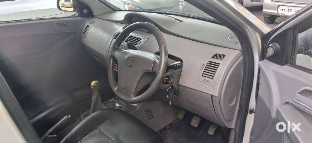 Tata Indica Vista Aura 1.3 Quadrajet (abs), 2010, Diesel