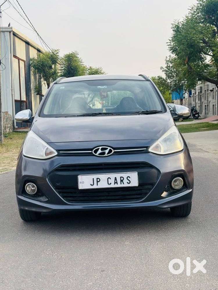 Hyundai Grand I10 2013-2016 Sportz, 2016, Petrol