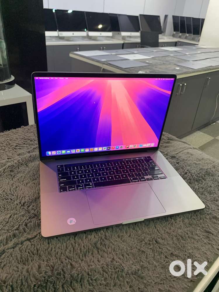 Apple MacBook Pro 2019 16inch i9 32GB 512GB Bill & Warranty