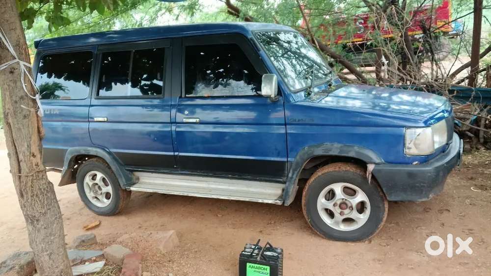 Toyota Qualis 2003 Diesel 150000 Km Driven