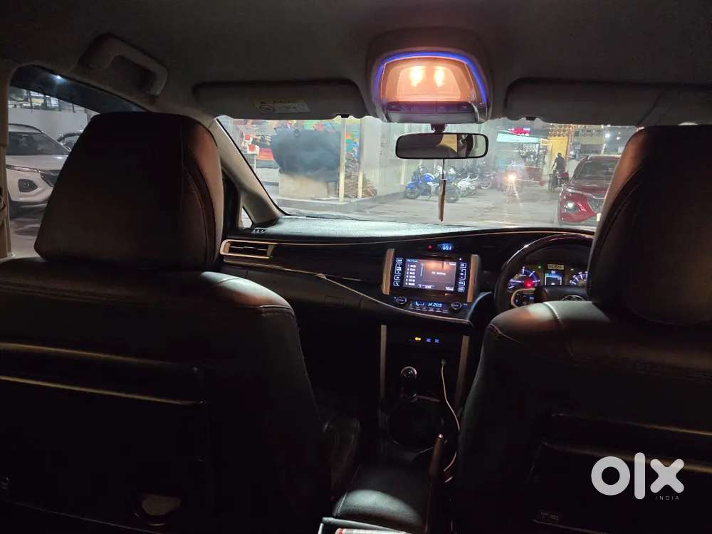 Toyota Innova Crysta 2018