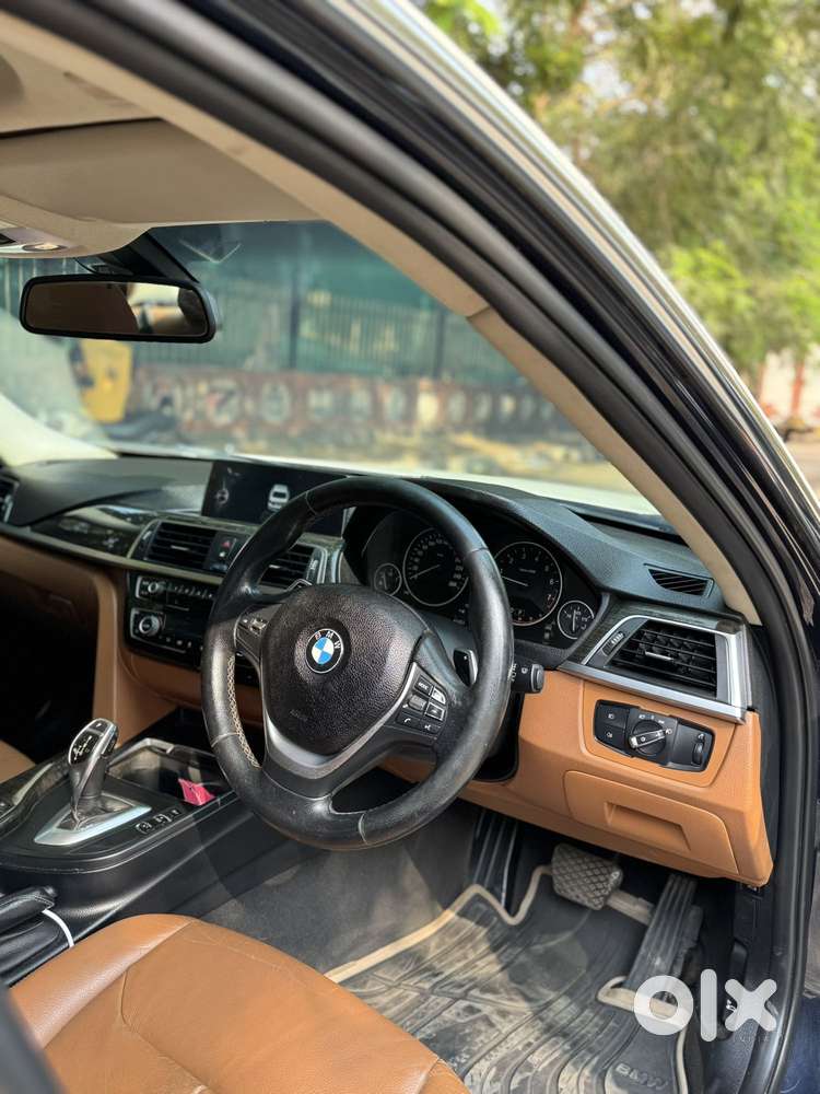 Bmw 3 Series 2.0 320i Luxury Line, 2017, Petrol