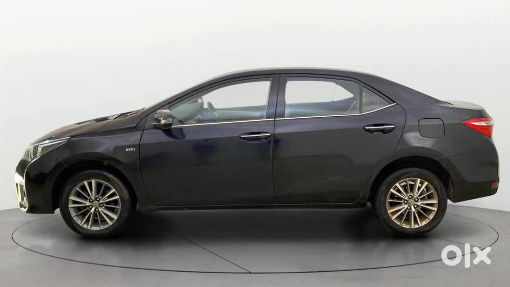 Toyota Corolla Altis Vl At, 2015, Petrol