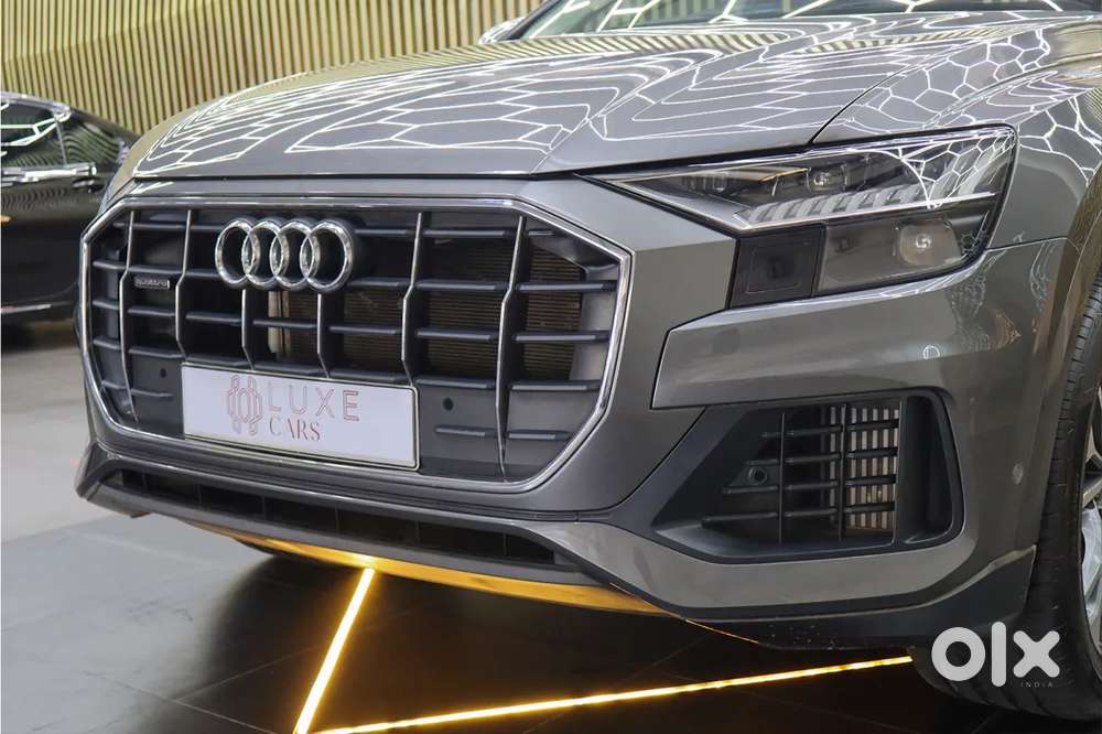 Audi Q8 3.0 Celebration Edition, 2023, Petrol