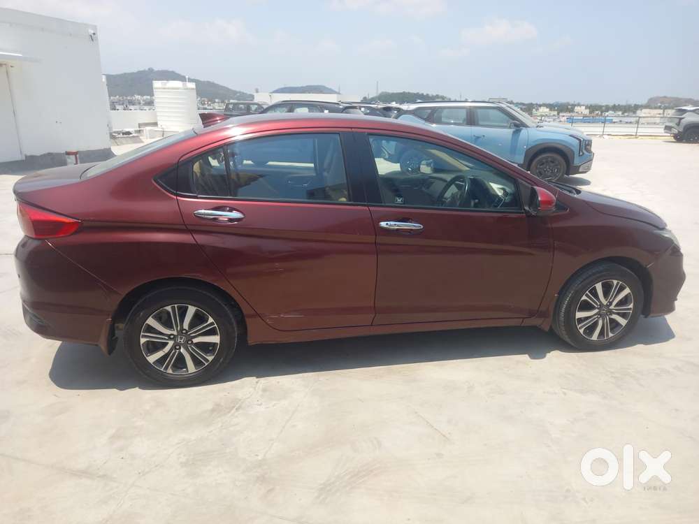 Honda City I-vtec V, 2018, Petrol