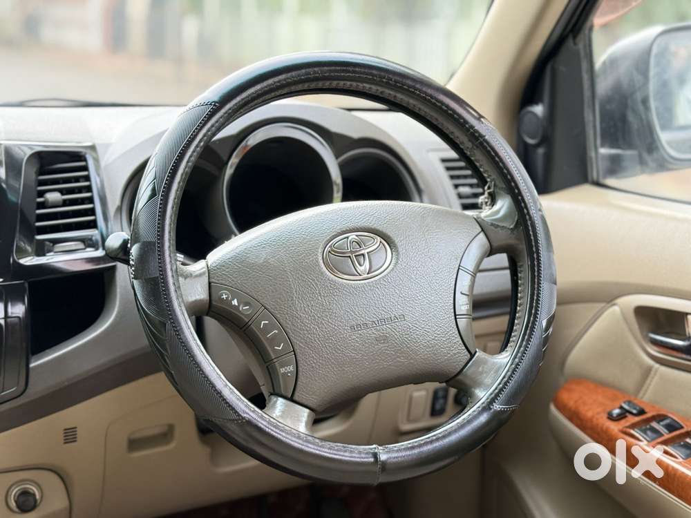 Toyota Fortuner 3.0 4x4 Manual, 2010, Diesel