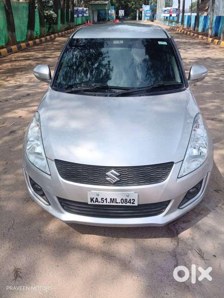 Maruti Suzuki Swift Vxi + Manual, 2017, Petrol