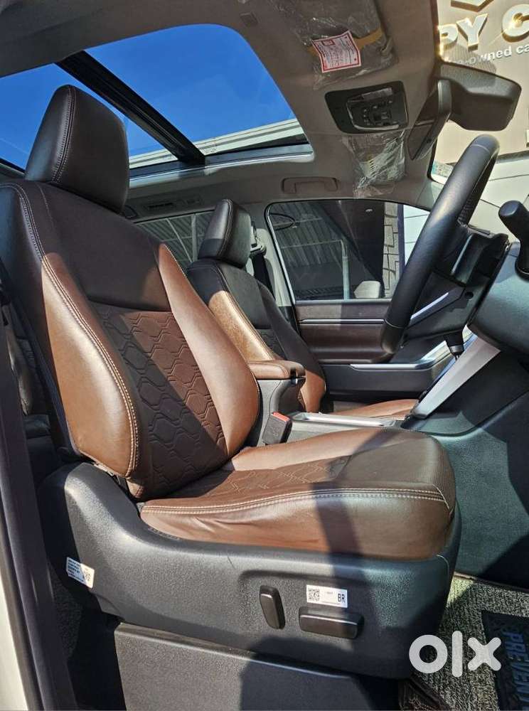 Toyota Innova Hycross 2.0 Zx (o) Hybrid 7 Str, 2024, Petrol