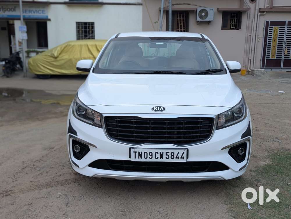 Kia Carnival Premium, 2021, Diesel