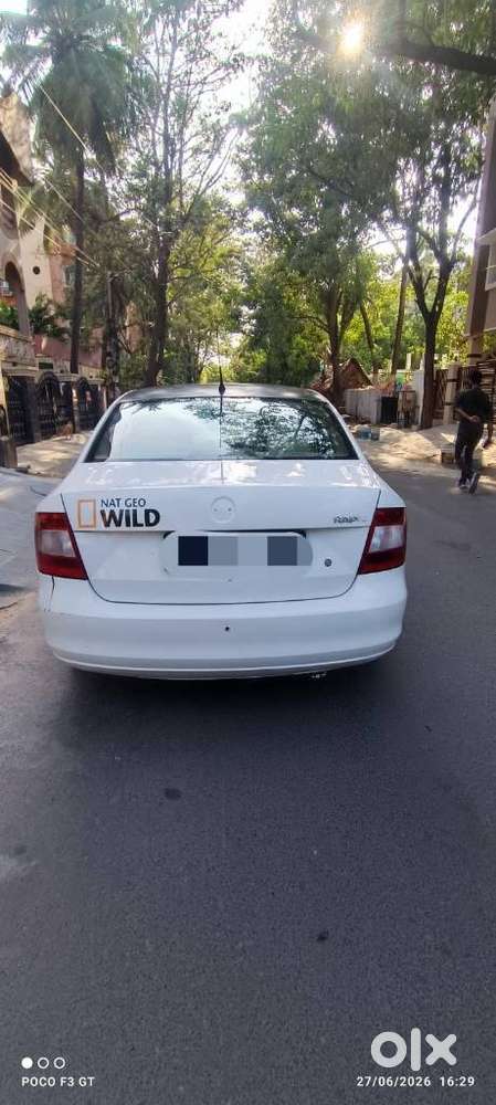 Skoda Rapid 1.6 Mpi Mt Elegance Plus, 2012, Petrol