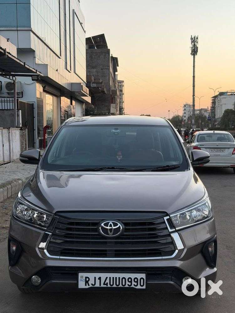 Toyota Innova Crysta 2.4 G Mt 7 Str, 2018, Diesel