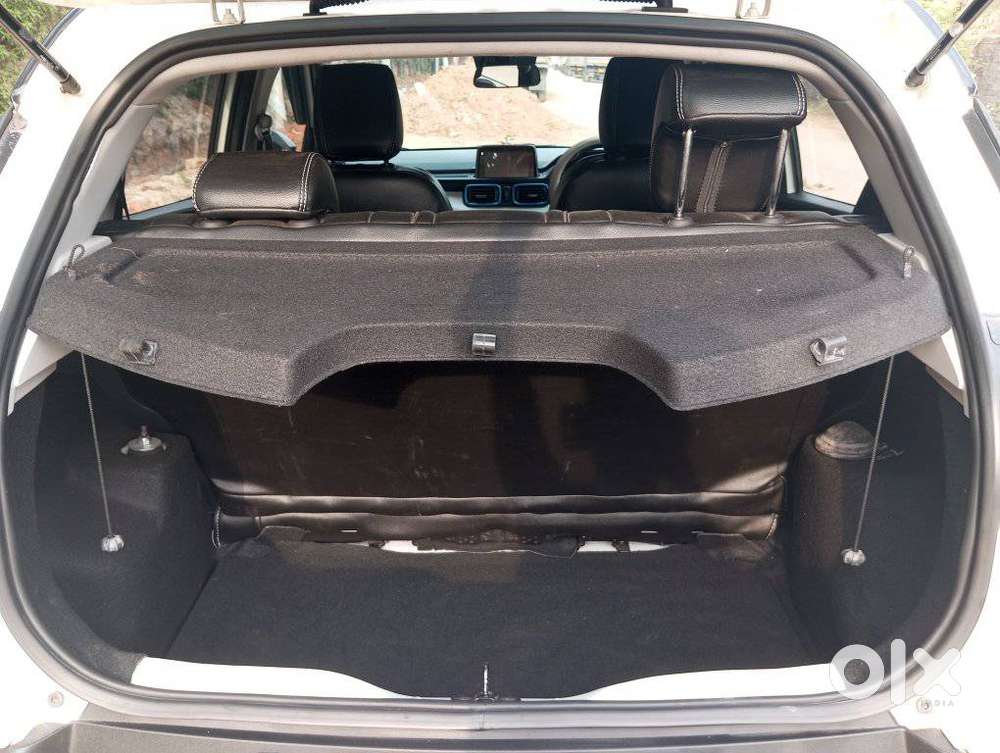 Tata Punch Creative Amt, 2023, Petrol