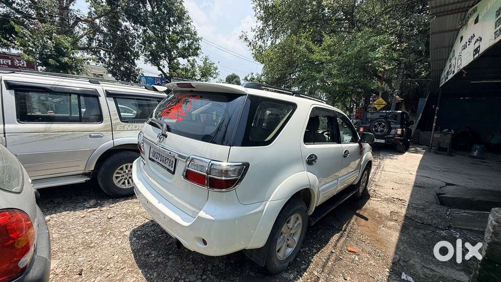 Toyota Fortuner Diesel 2011
