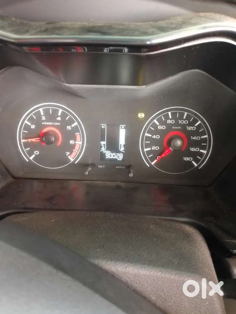 Mahindra Kuv 100 K2 2018 12/2