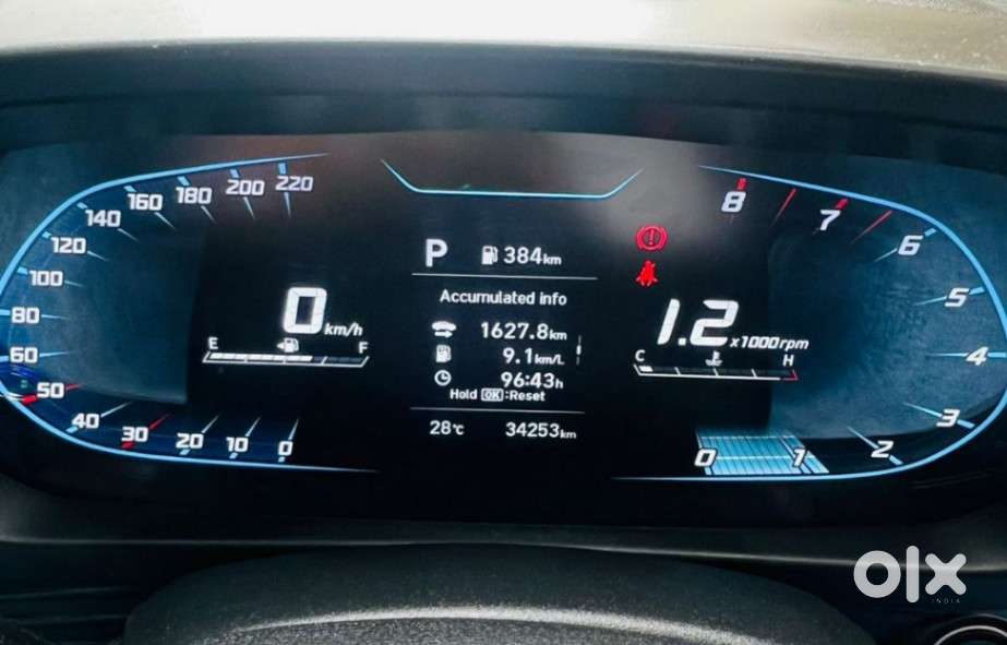 Hyundai I20 Asta (o) 1.0 Turbo Dct, 2022, Petrol