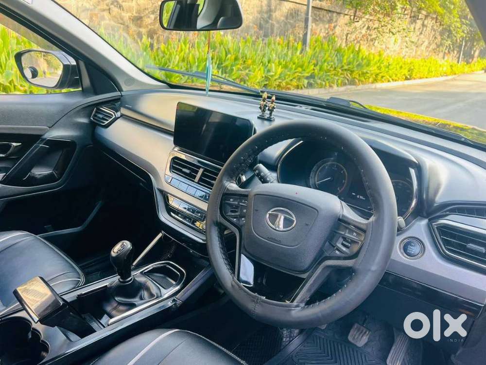 Tata Safari Accomplished X Plus 7 Str Dark Edition, 2023, Diesel