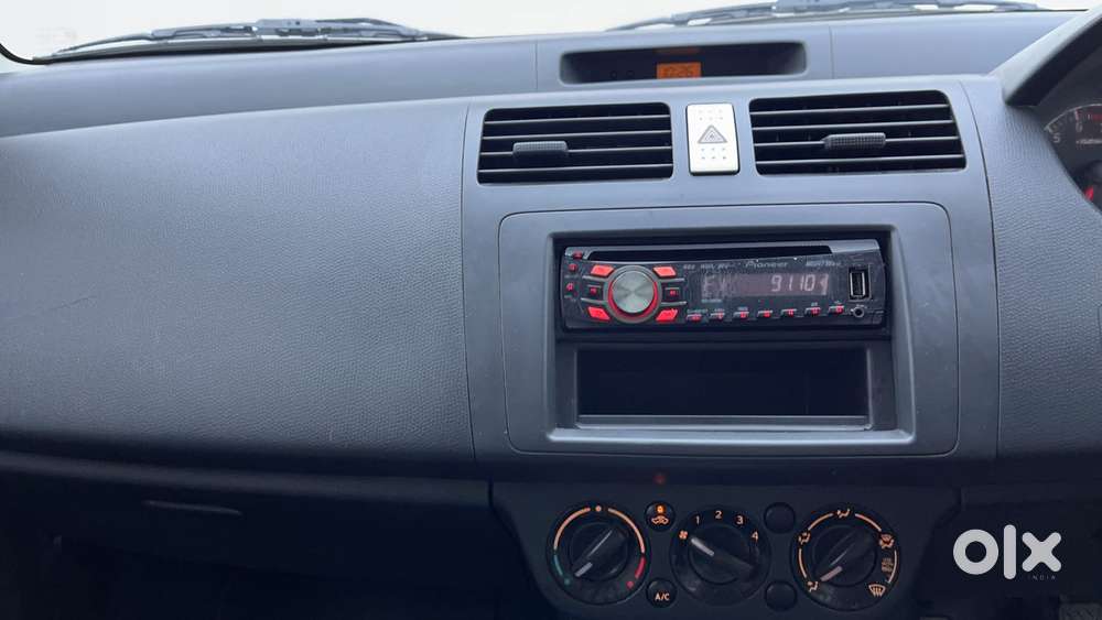 Maruti Suzuki Swift 2004-2010 Vxi Bsiv, 2011, Petrol