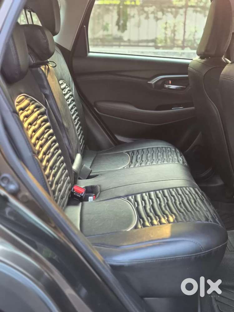 Maruti Suzuki Grand Vitara 1.5 Delta Smart Hybrid At, 2022, Petrol