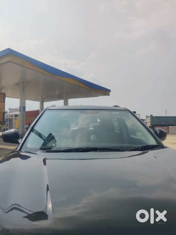 Well-maintained 2019 Mahindra Xuv300 W6 (diesel)