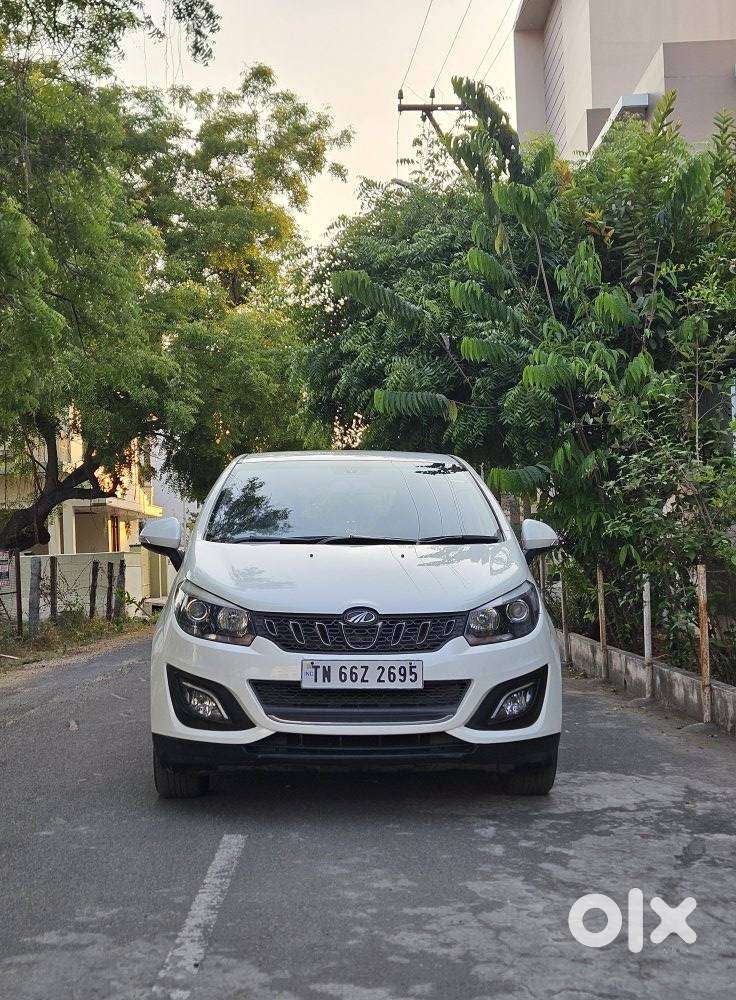 Mahindra Marazzo M8, 2018, Diesel