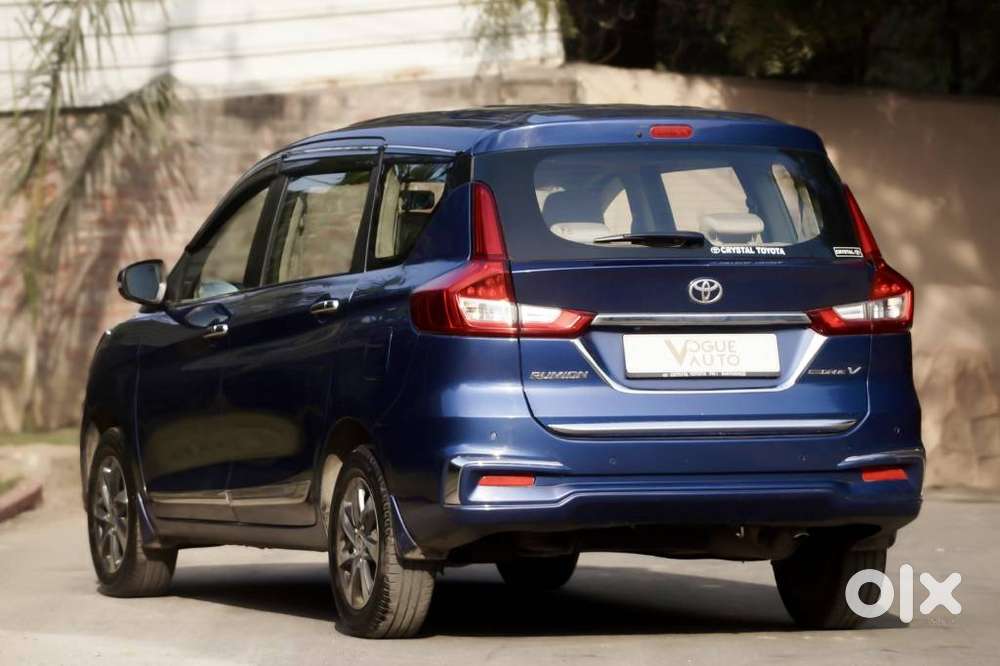 Toyota Rumion V At, 2023, Petrol