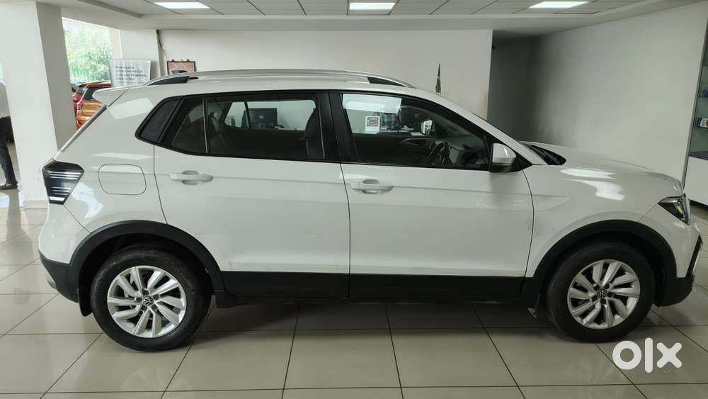 Volkswagen Taigun 1.0 Tsi Highline At, 2022, Petrol