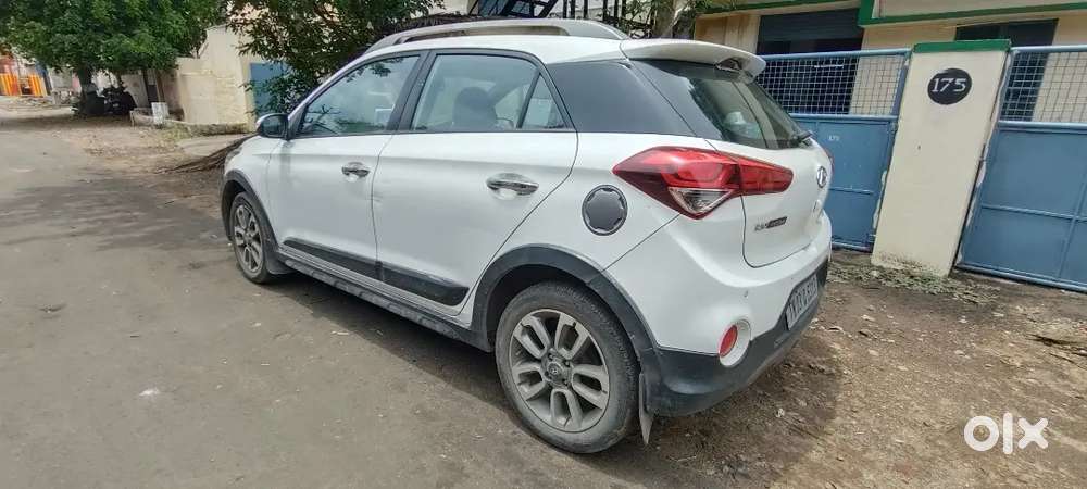 Hyundai I20 Active 2015 Diesel Well Maintained