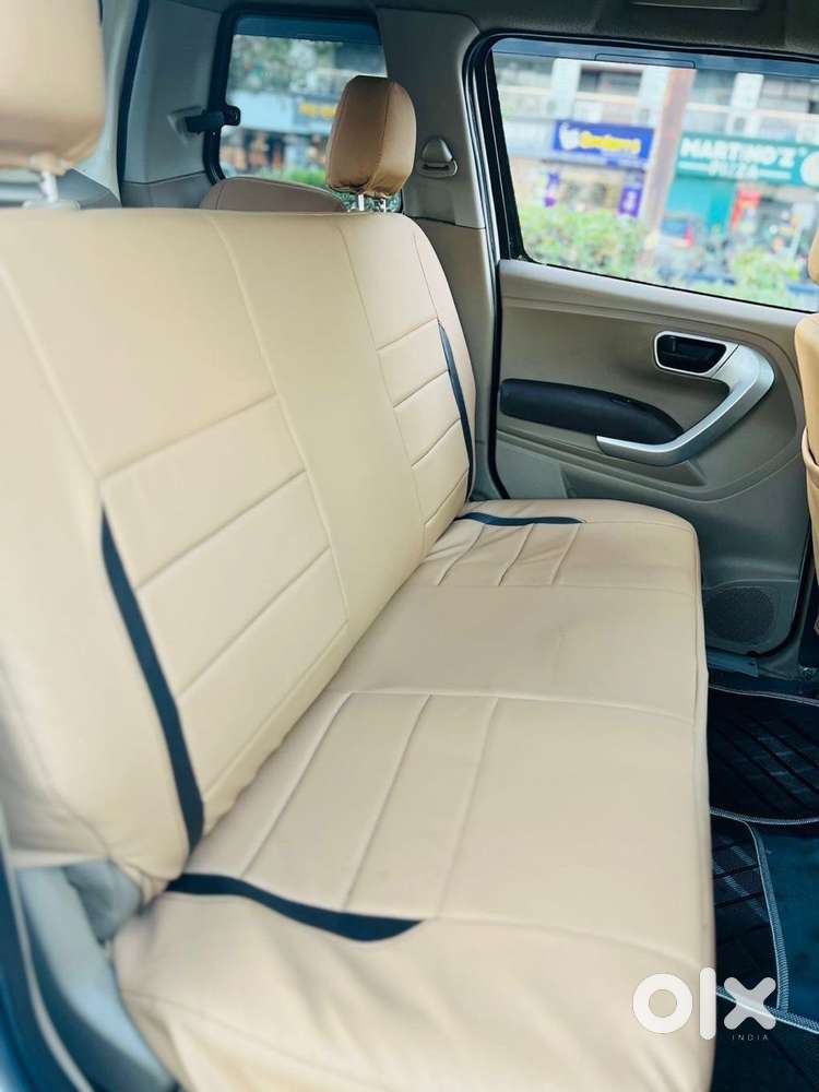 Mahindra Tuv 300 Mhawk100 T8, 2015, Diesel