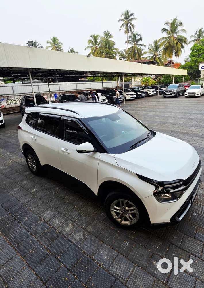 Kia Carens 1.4 Prestige 7 Str, 2022, Petrol