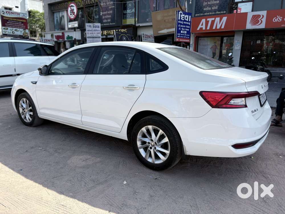Skoda Slavia Ambition 1.0l Tsi Mt, 2022, Petrol