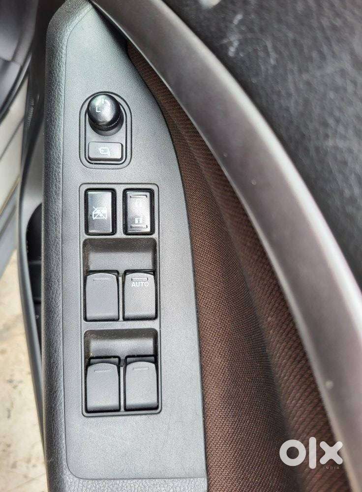 Maruti Suzuki Brezza Zxi Plus At, 2022, Petrol
