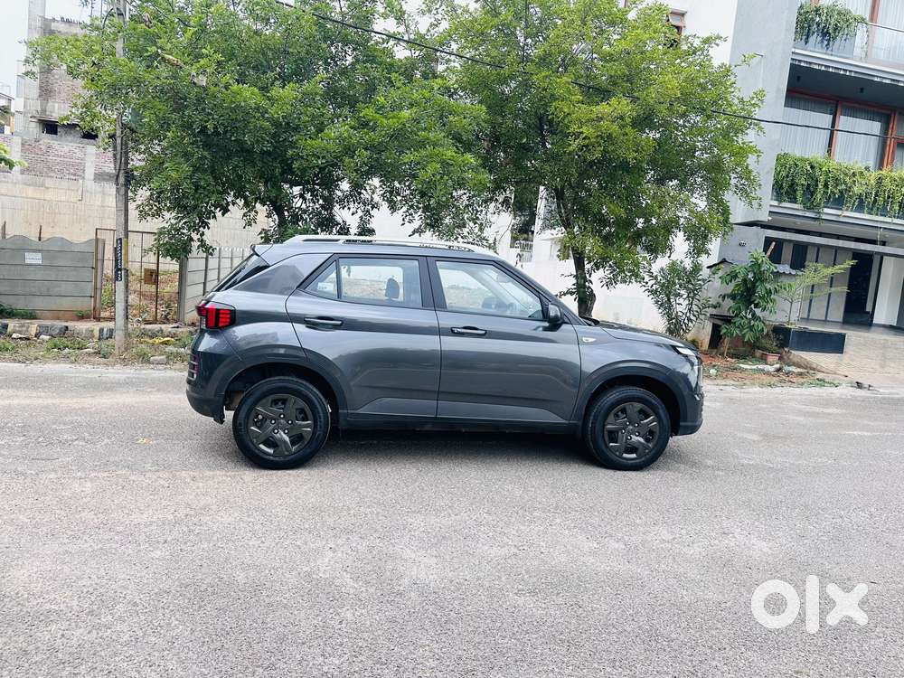 Hyundai Venue 1.2 S Plus, 2025, Petrol