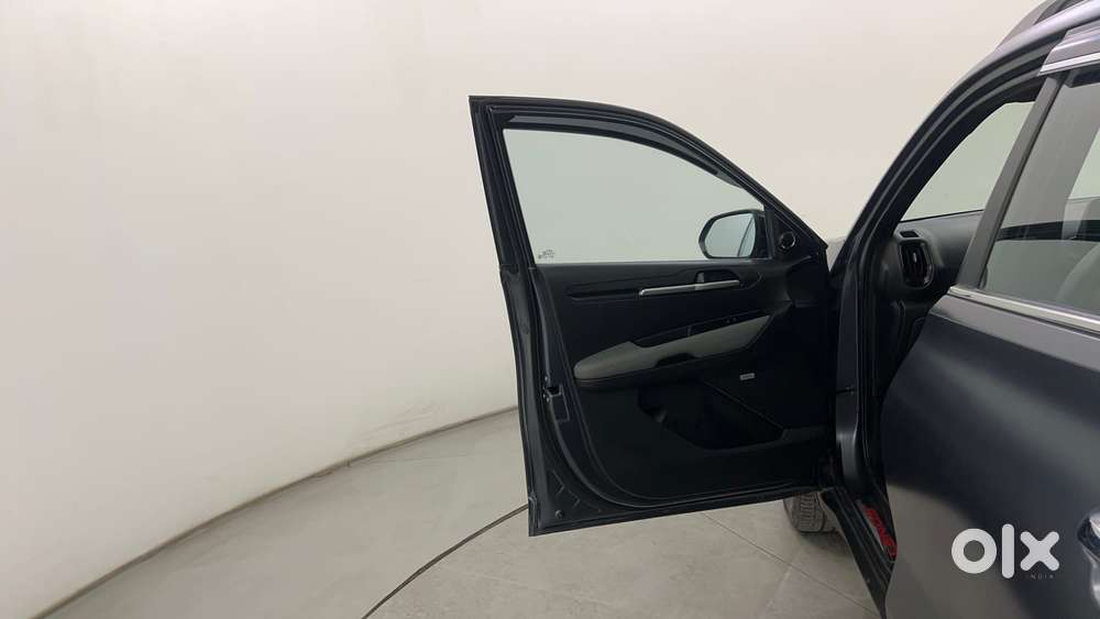 Kia Sonet 1.0 X Line Dct, 2022, Petrol