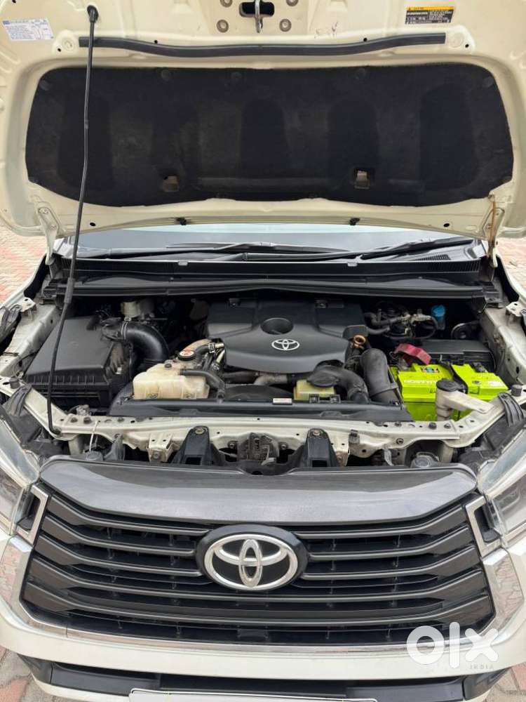 Toyota Innova Crysta 2.8 Zx At 7 Seater, 2021, Diesel