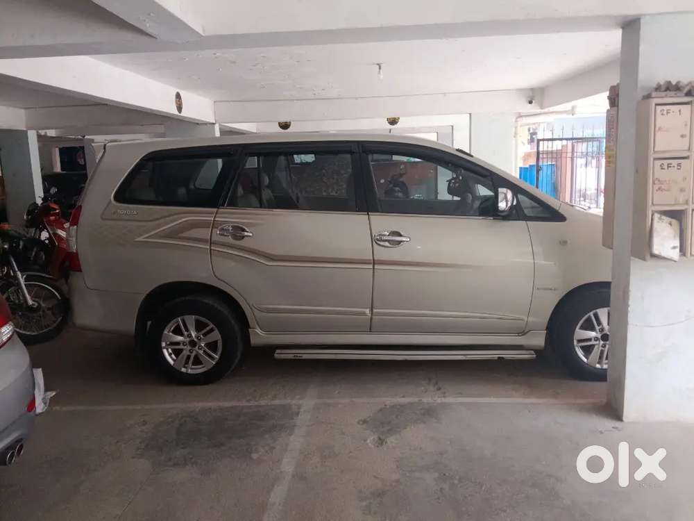 Toyota Innova Diesel Manual 2012 Year