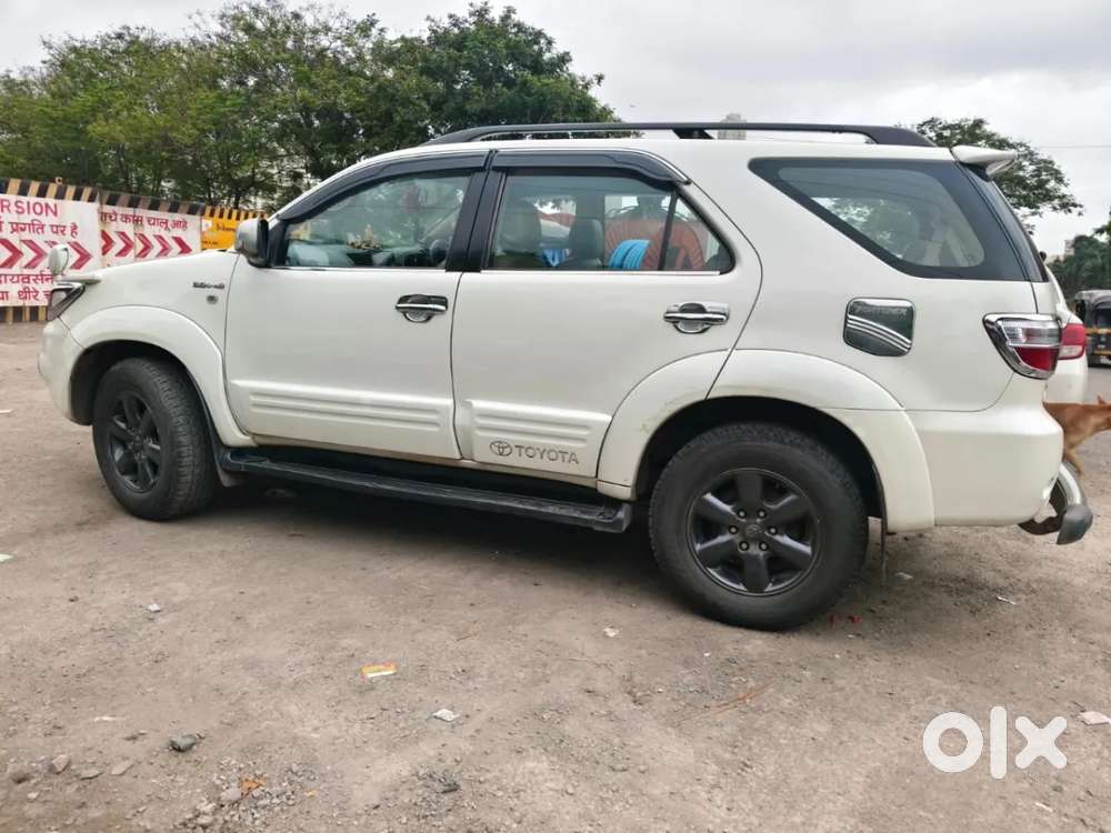 Toyota Fortuner, 2010, Diesel